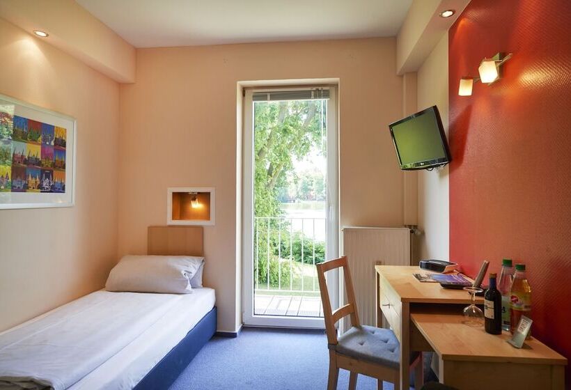 标准单人间, Am Mühlenteich