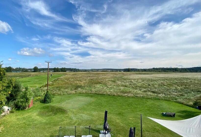 جناح دوبلكس, Am Müritz Nationalpark