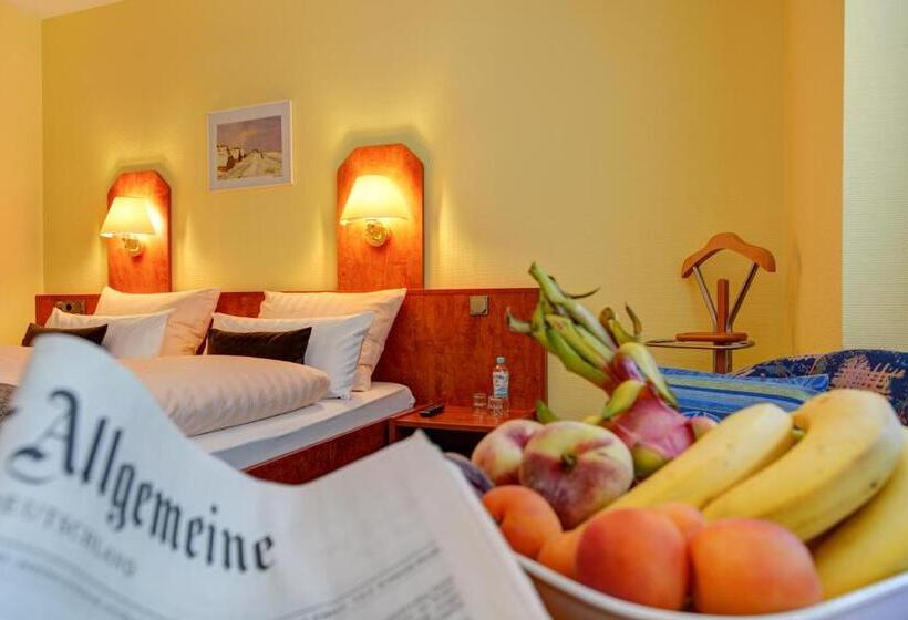 标准间, Elbinsel Free Parking