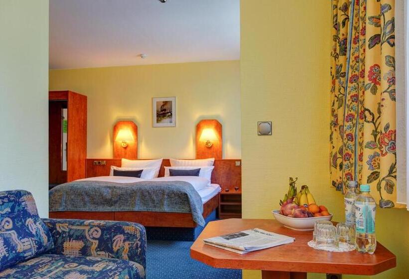 标准间, Elbinsel Free Parking