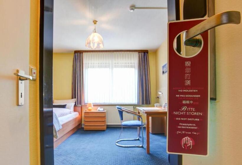 标准单人间, Elbinsel Free Parking