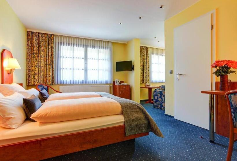 标准间, Elbinsel Free Parking