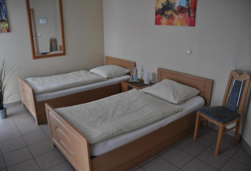 이코노미 룸, Neuzeit