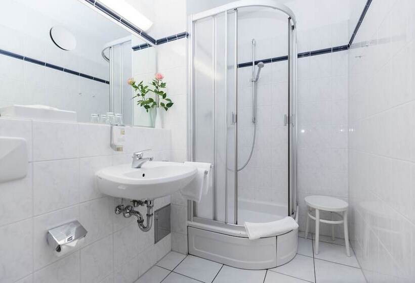 컴포트 룸, Ohlenhoff