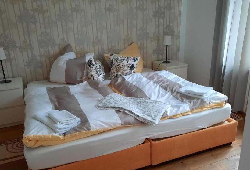 סוויטת ג'וניור, Pension Pfarrhaus