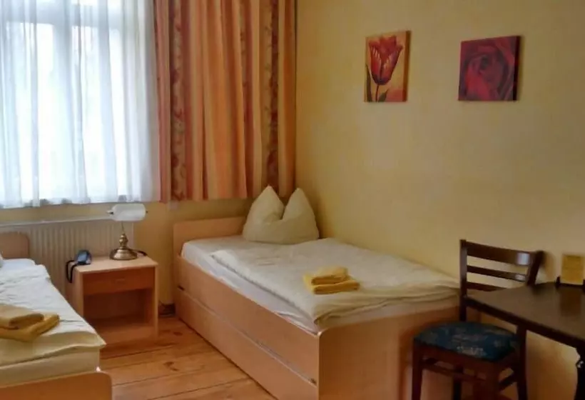 Huoneisto 2 Makuuhuonetta, Pension Unicat