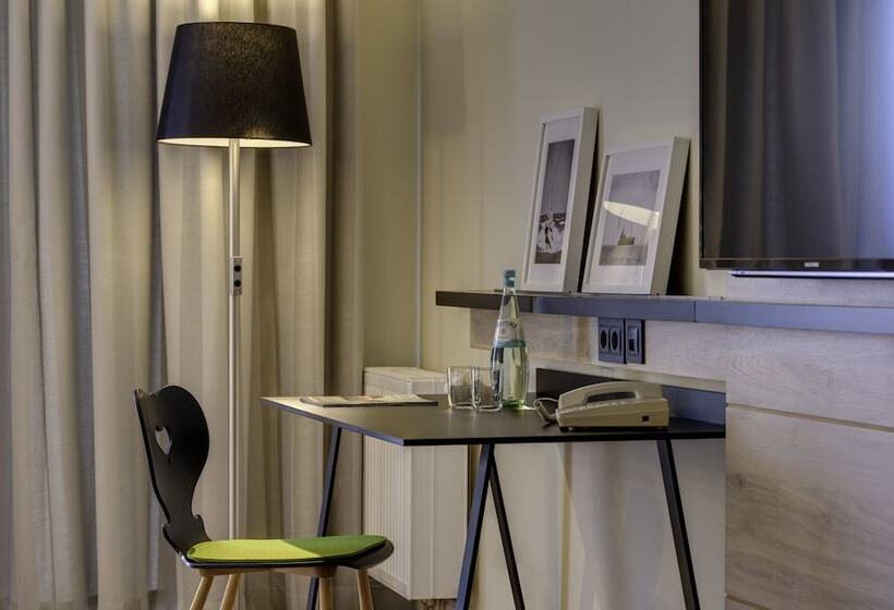 חדר סטנדרט, Restaurant Burgklause