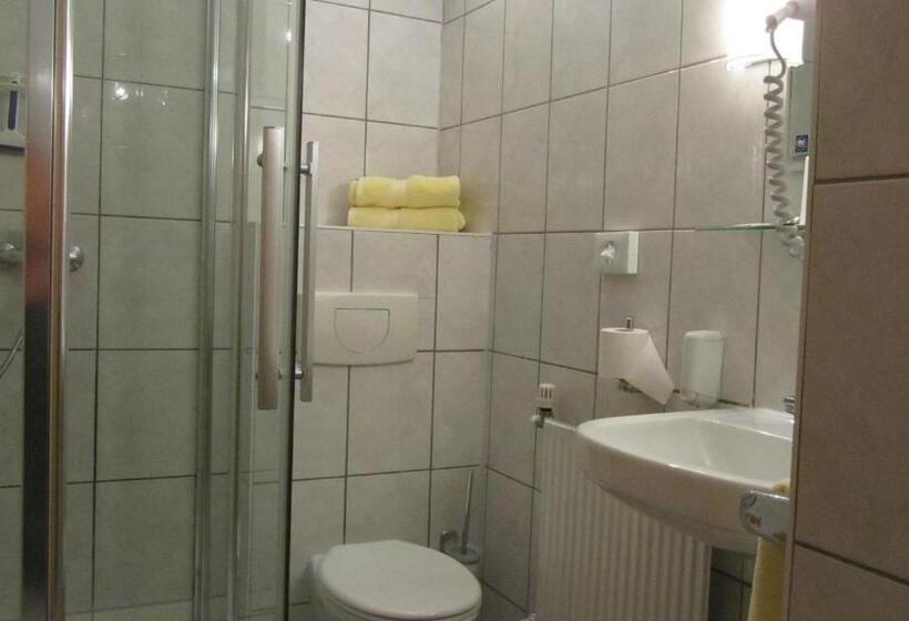 Номер Стандарт, Spitzenhoernbucht