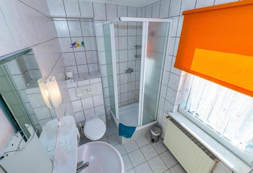 Номер Стандарт, Spitzenhoernbucht