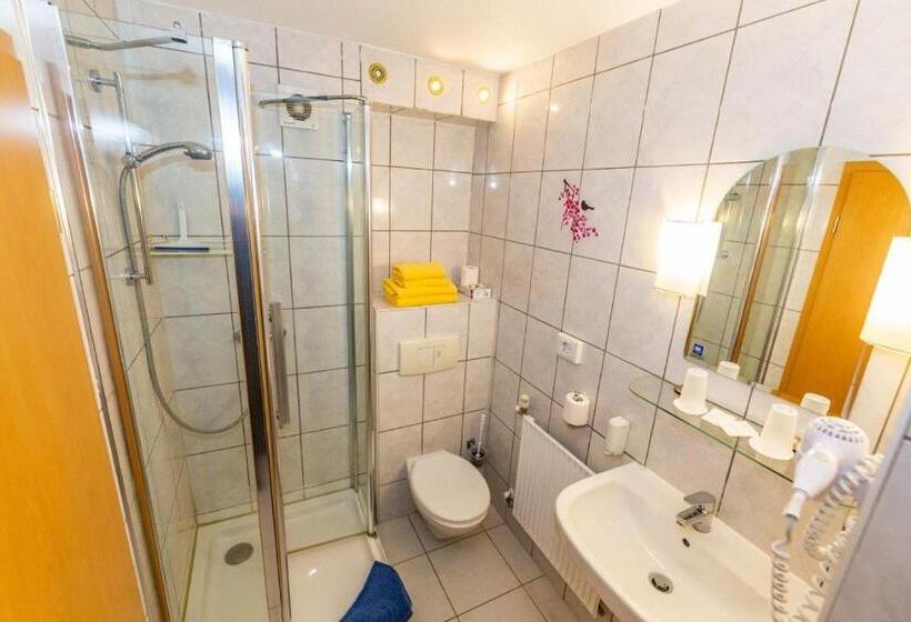 Номер Стандарт, Spitzenhoernbucht