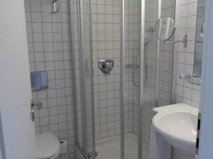 スタンダードシングルルーム, Vierseithof Luckenwalde