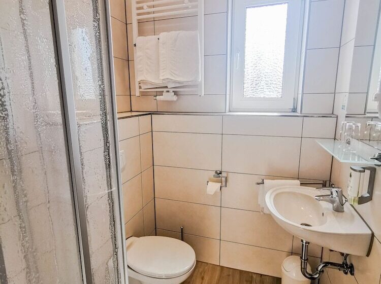 스탠다드 룸, Wald