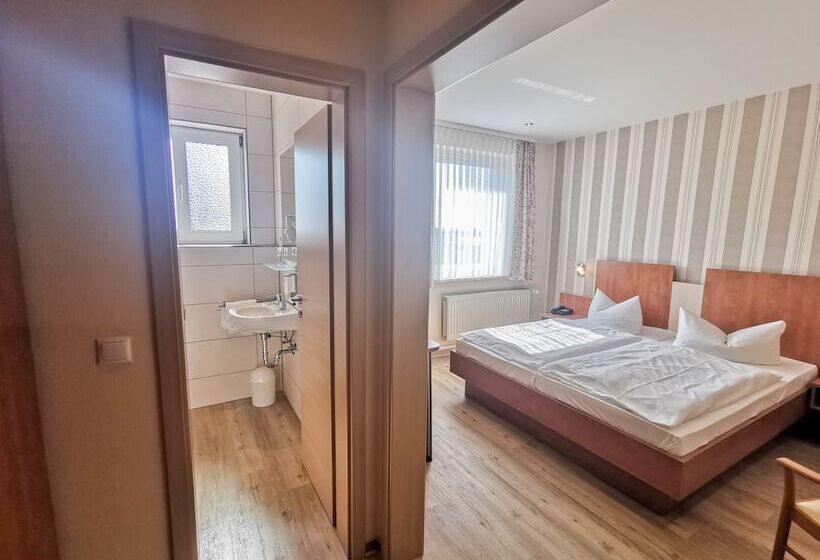 스탠다드 룸, Wald