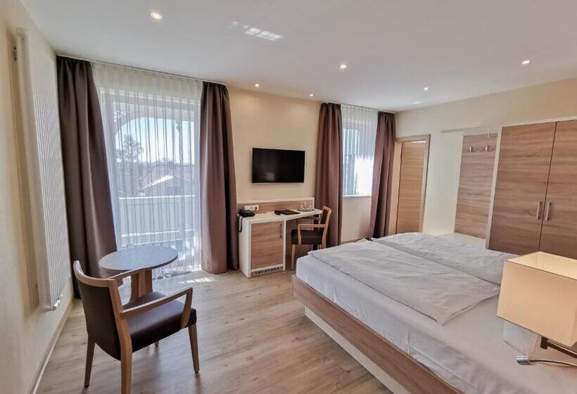 Comfort room with balcony, Wald