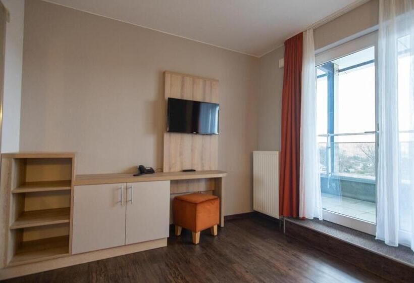 스탠다드 룸, Wikinger