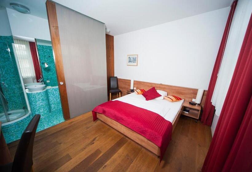 חדר סטנדרט, Zum Hofmaler