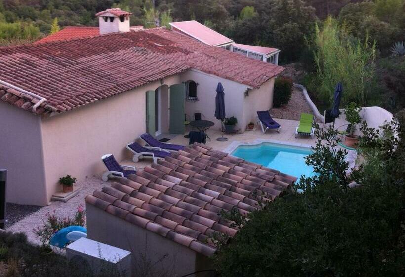 スタンダードルーム, Les Garrigues Bleues