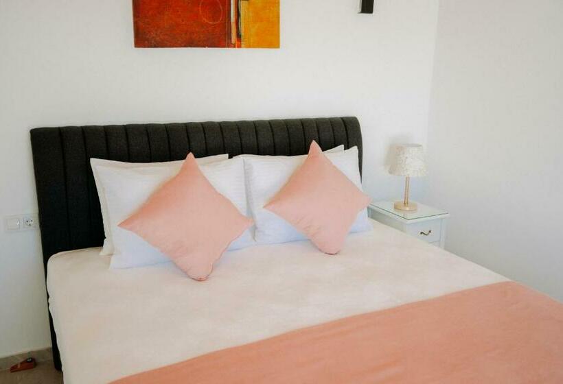 Standardrum Poolutsikt, Ali Baba Ciftligi Alacati