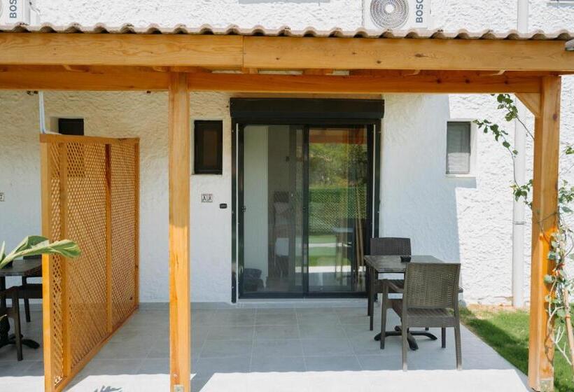 Basic Rum, Ali Baba Ciftligi Alacati