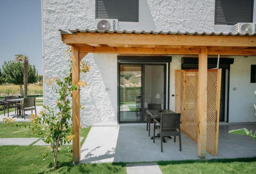 Deluxe Rum, Ali Baba Ciftligi Alacati