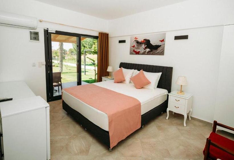 Standardrum King Size Säng, Ali Baba Ciftligi Alacati