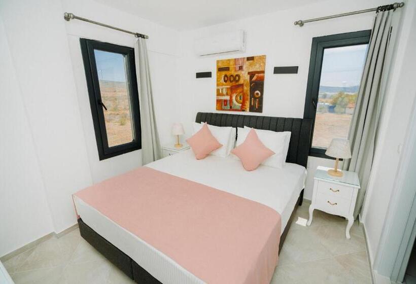 Deluxe Rum, Ali Baba Ciftligi Alacati