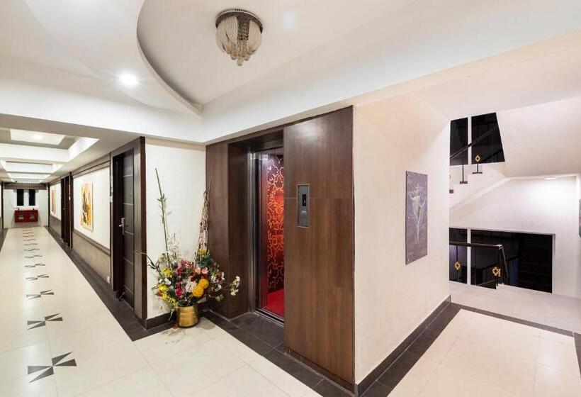 Quarto Deluxe, Justa Sarang Rameshwaram