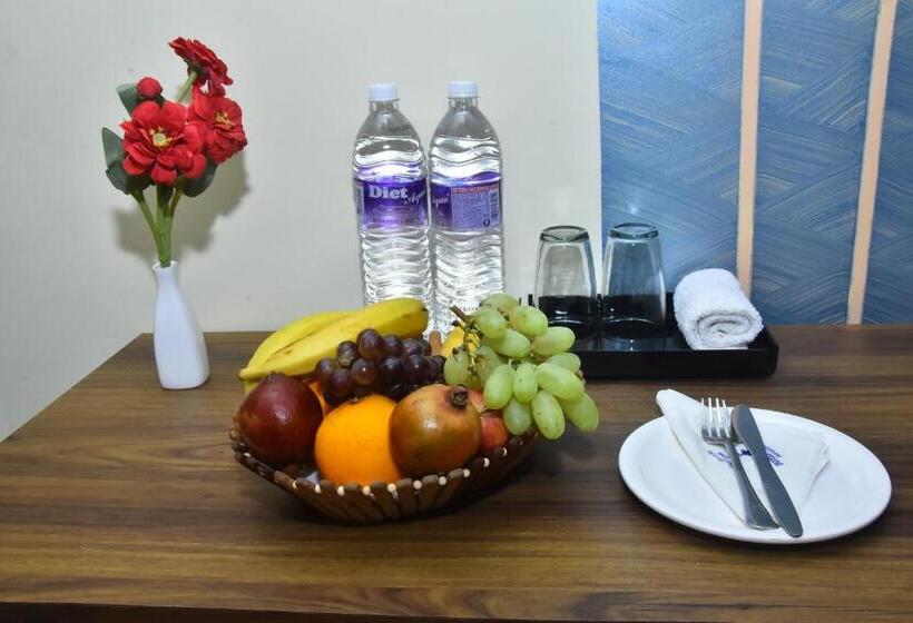 Quarto Deluxe, Justa Sarang Rameshwaram