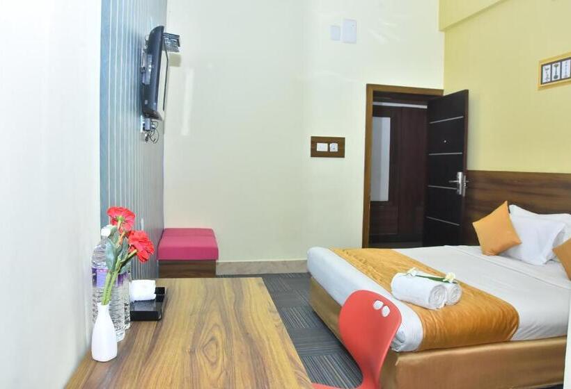 Quarto Deluxe, Justa Sarang Rameshwaram