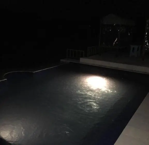 プール付き１ベッドルームヴィラ, Gumibali Villa