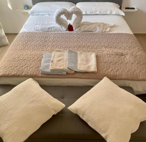 スタンダードルーム, Palm House