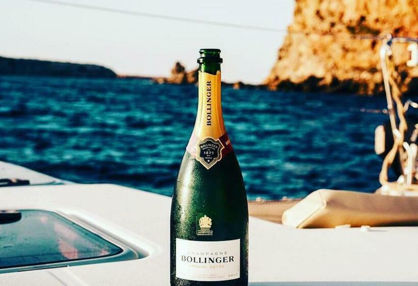 Семейный Номер Вид на Море, Ryan Bossa Beach   Guest List To Clubs Included