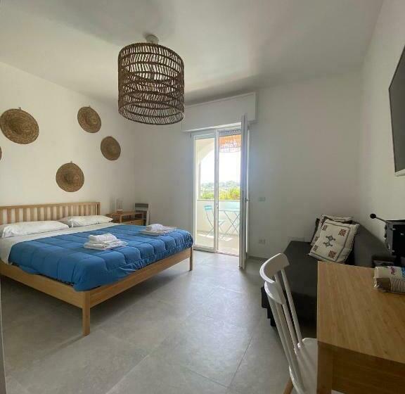 Четырехместный Номер Стандарт, Teresa Madre