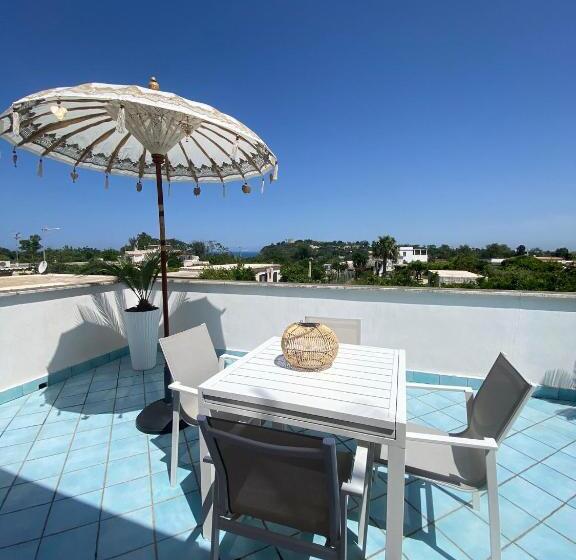 Семейный Номер, Teresa Madre