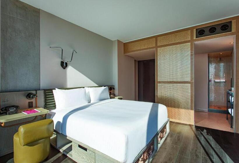 غرفة قياسية سرير كينج, Moxy Downtown Los Angeles