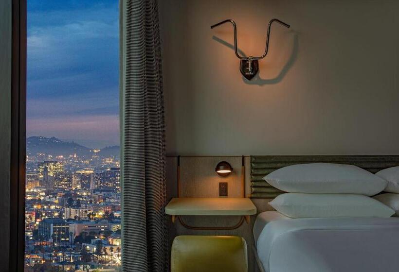 غرفة قياسية سرير كينج, Moxy Downtown Los Angeles