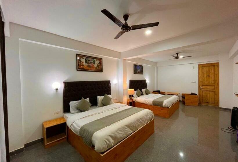 اتاق خانوادگی, Beas River Retreat  A Riverside  With Balcony