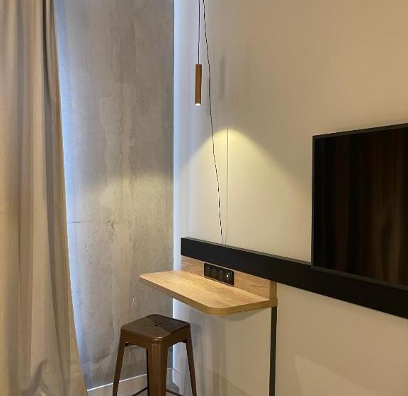 Трехместный Номер Superior, Campanile Saintbrieuc Centre  Gare