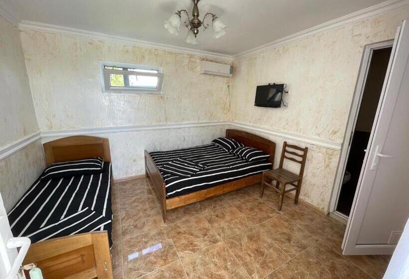 اتاق استاندارد سه نفره, Del Mar