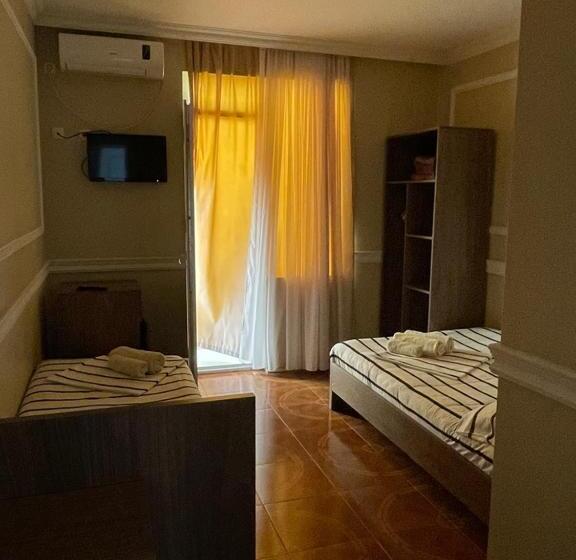 اتاق استاندارد سه نفره, Del Mar