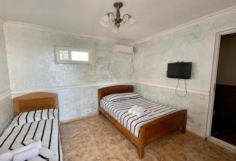 اتاق استاندارد سه نفره, Del Mar