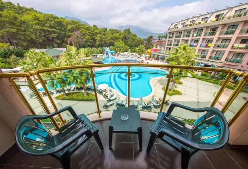 标准三人间, Eldar Resort