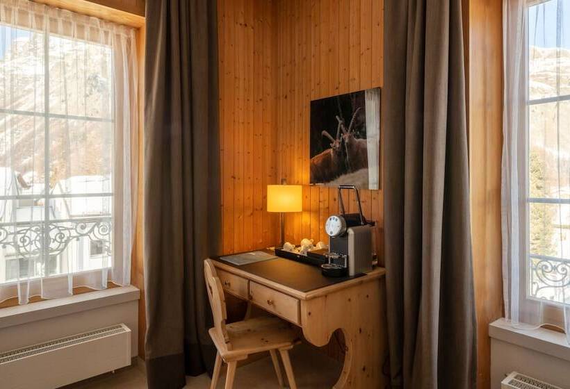 豪华房间, Edelweiss Swiss Quality