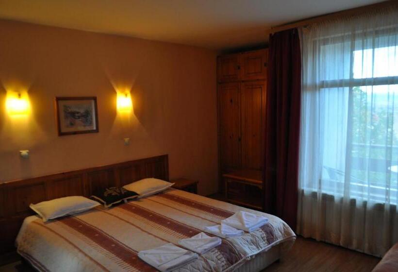 标准间带阳台, Family Hotel Bansko Sofia