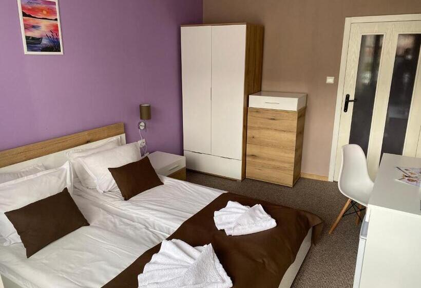 غرفة قياسية, Grami