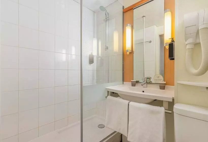 Standard-huone, B&B HOTEL Marseille Parc Chanot