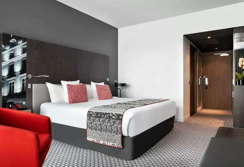 スタンダードルーム, Melia Paris La Defense