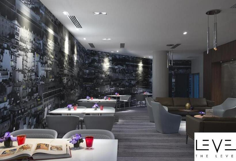 Полулюкс Панорамный Вид, Melia Paris La Defense