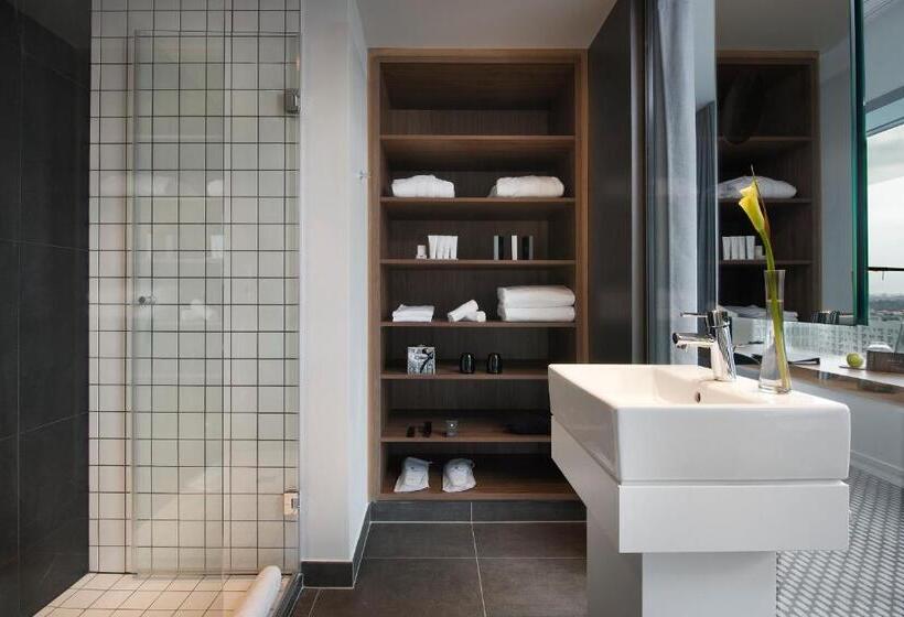 Полулюкс Панорамный Вид, Melia Paris La Defense