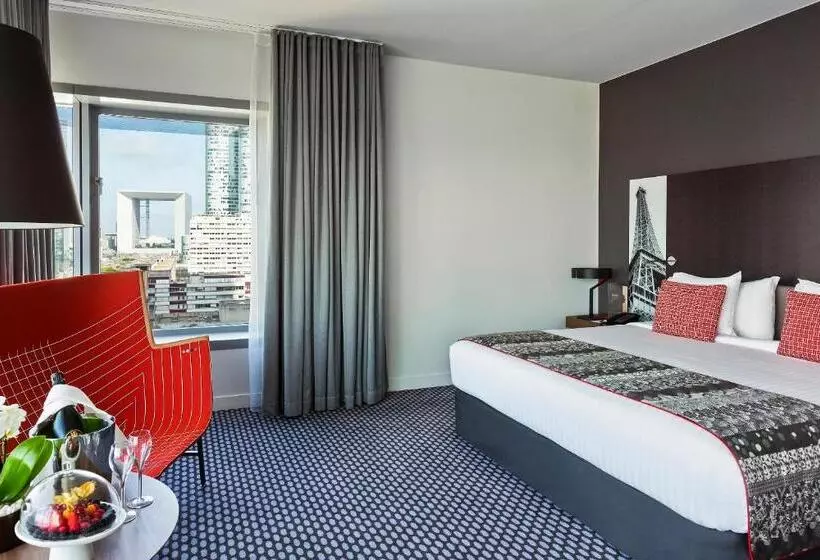 パノラミックビューのジュニアスイート, Melia Paris La Defense